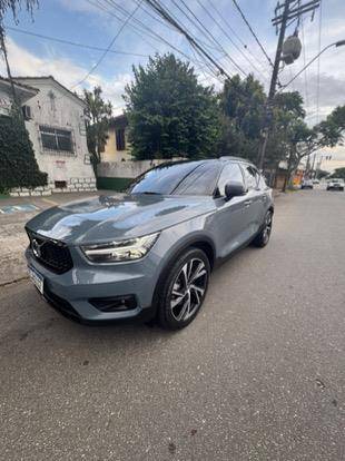VOLVO XC40 2021
