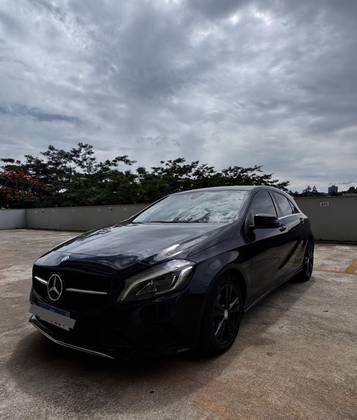 MERCEDES-BENZ A 200 2016
