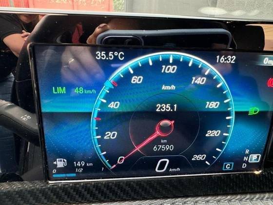 MERCEDES-BENZ A 200 2020