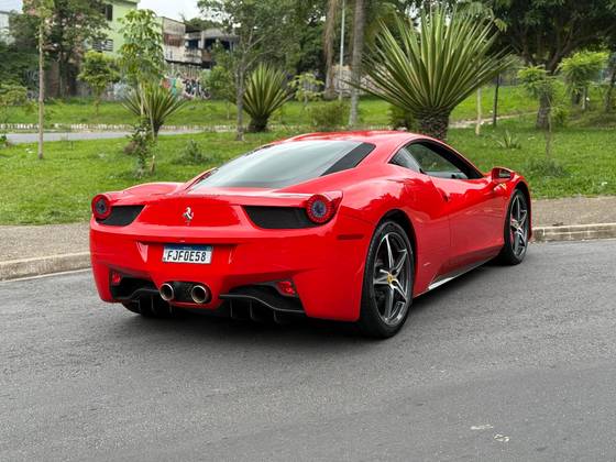 FERRARI 458 ITALIA 2011