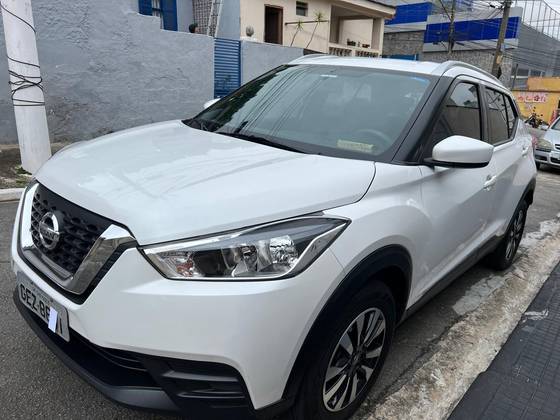 NISSAN KICKS 2019