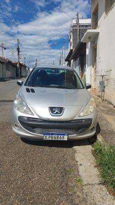 PEUGEOT 207 2011
