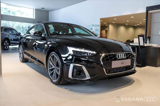 AUDI A5 2025