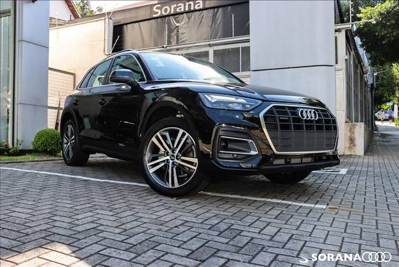 AUDI Q5 2025