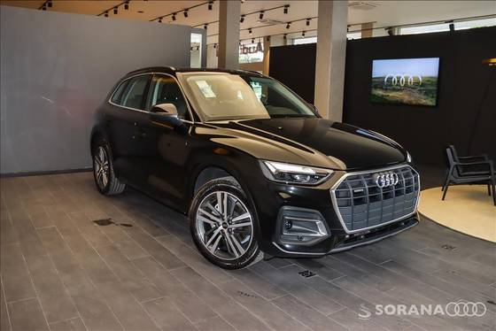 AUDI Q5 2025