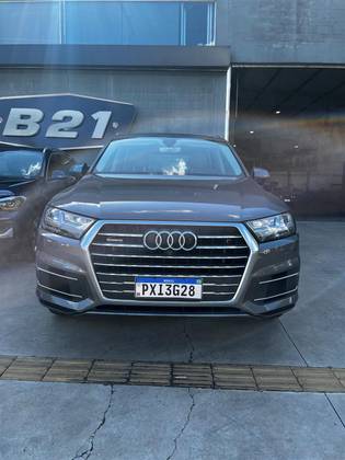 AUDI Q7 2016
