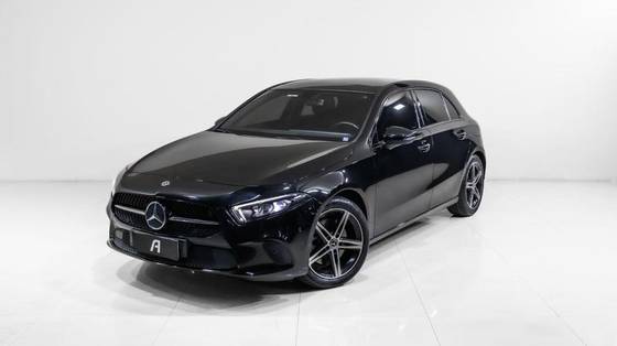 MERCEDES-BENZ A 250 2019