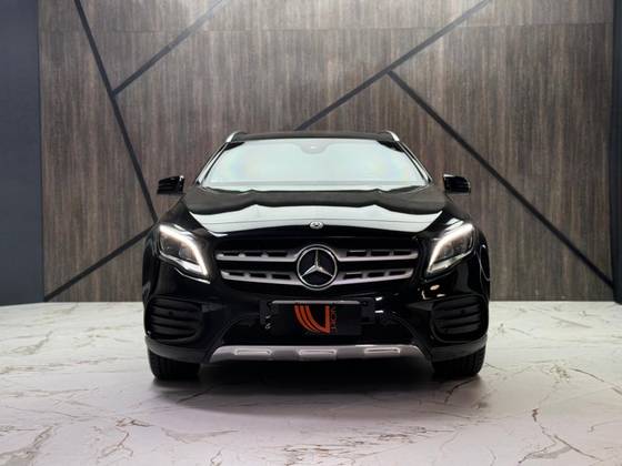 MERCEDES-BENZ GLA 250 2019