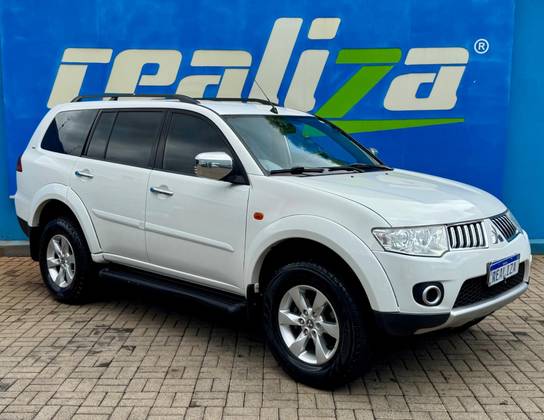 MITSUBISHI PAJERO DAKAR 2012