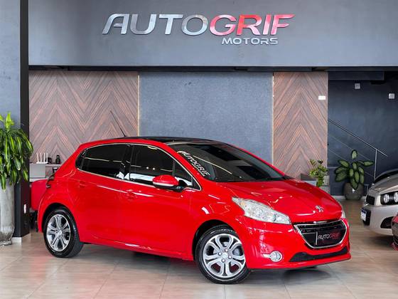 PEUGEOT 208 2015