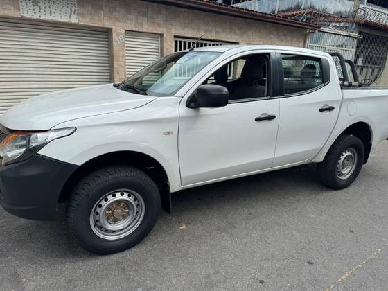MITSUBISHI L200 TRITON 2022