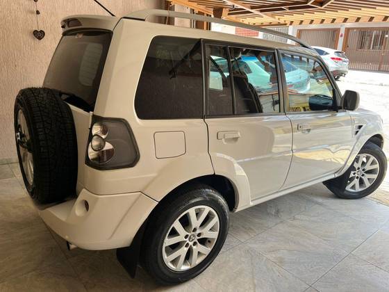 MITSUBISHI PAJERO TR4 2012