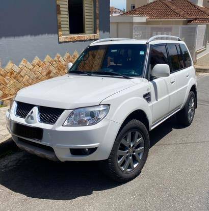 MITSUBISHI PAJERO TR4 2014