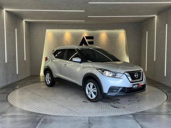 NISSAN KICKS 2019