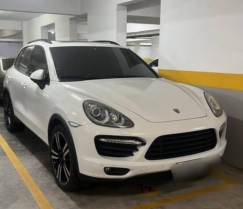 PORSCHE CAYENNE 2012
