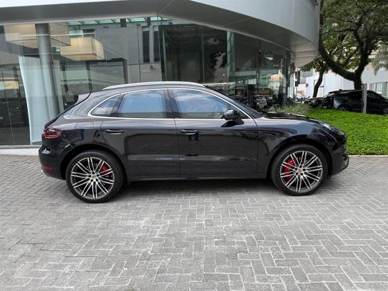 PORSCHE MACAN 2017