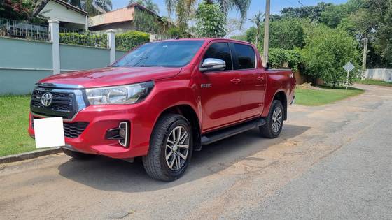TOYOTA HILUX 2017