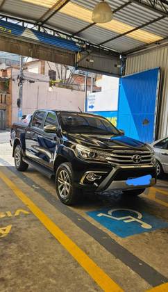 TOYOTA HILUX 2018