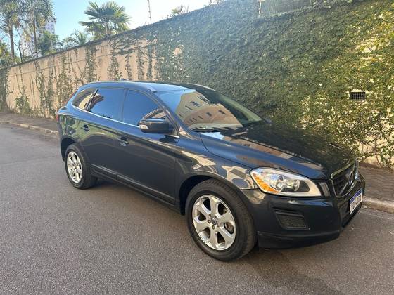VOLVO XC60 2011