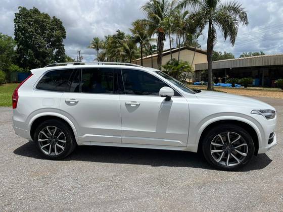 VOLVO XC90 2018