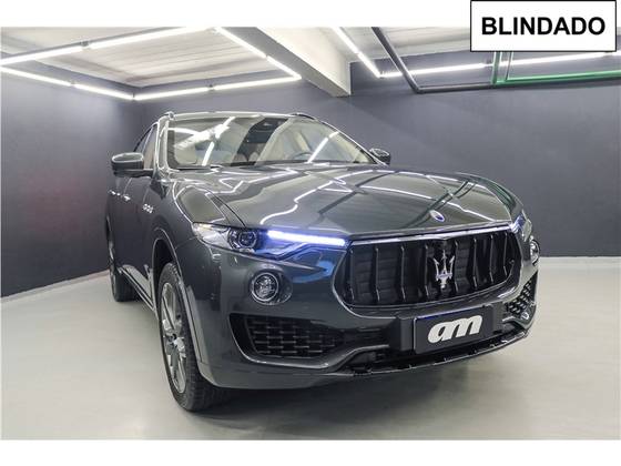 MASERATI LEVANTE 2018