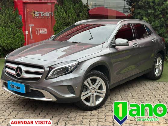 MERCEDES-BENZ GLA 200 2017