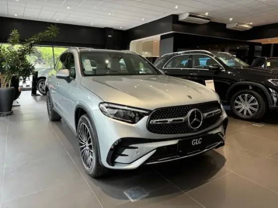 MERCEDES-BENZ GLC 300 2025