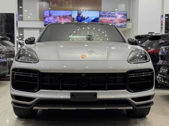 PORSCHE CAYENNE 2023