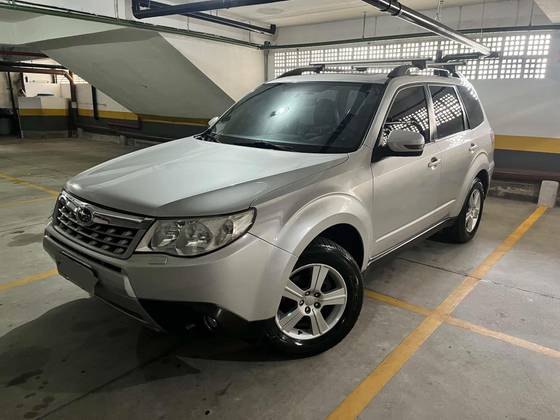 SUBARU FORESTER 2011