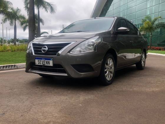 NISSAN VERSA 2020