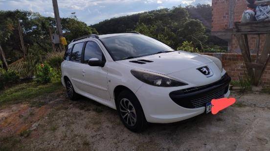 PEUGEOT 207 2012