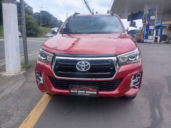 TOYOTA HILUX 2019