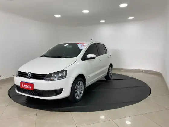 VOLKSWAGEN FOX 2014