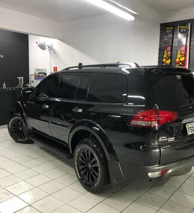 MITSUBISHI PAJERO DAKAR 2015