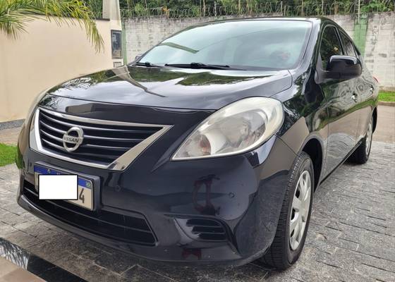NISSAN VERSA 2014