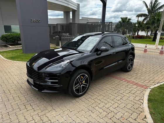 PORSCHE MACAN 2021