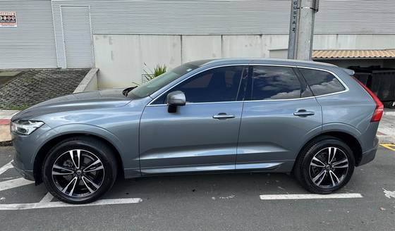 VOLVO XC60 2018