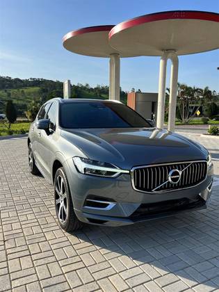 VOLVO XC60 2020