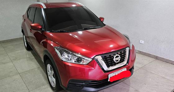 NISSAN KICKS 2018