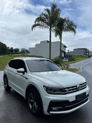 VOLKSWAGEN TIGUAN 2019