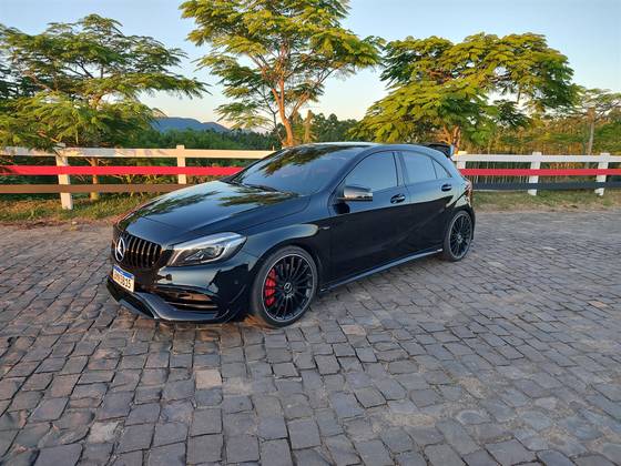 MERCEDES-BENZ A 45 AMG 2016