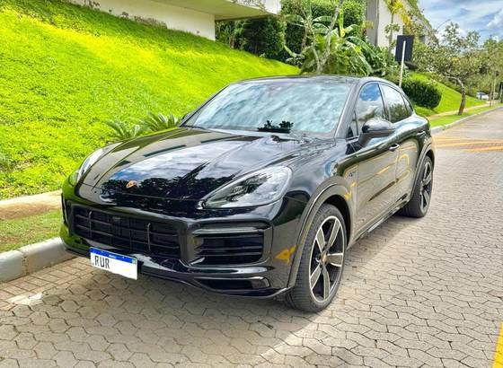 PORSCHE CAYENNE 2022