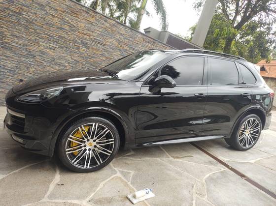 PORSCHE CAYENNE 2017