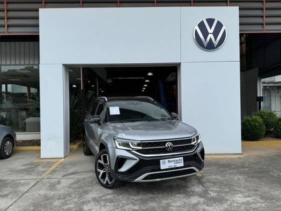 VOLKSWAGEN TAOS 2023