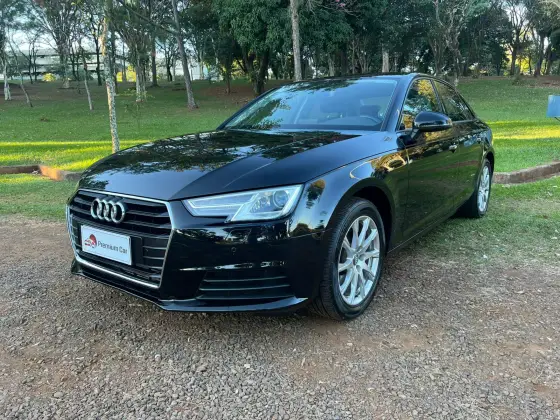 AUDI A4 2018