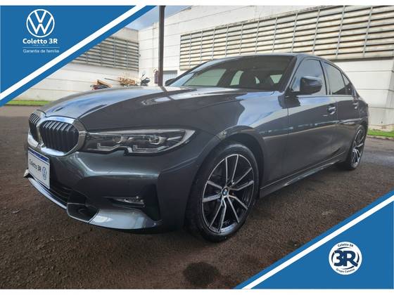 BMW 320i 2022