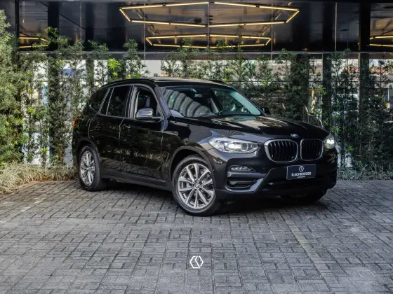 BMW X3 2021