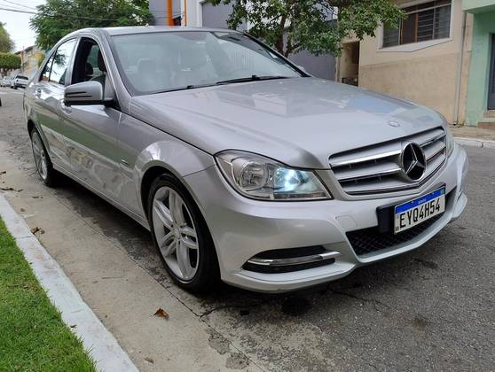 MERCEDES-BENZ C 180 2012