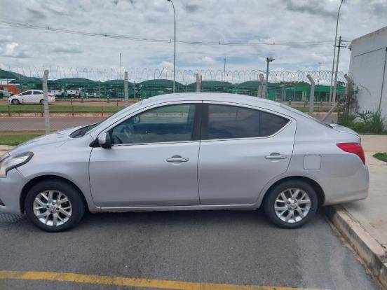 NISSAN VERSA 2017