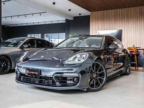 PORSCHE PANAMERA 2022